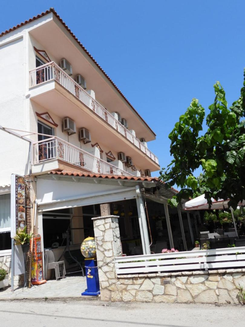 Panorama Hotel - Restaurant Diakopto Dış mekan fotoğraf